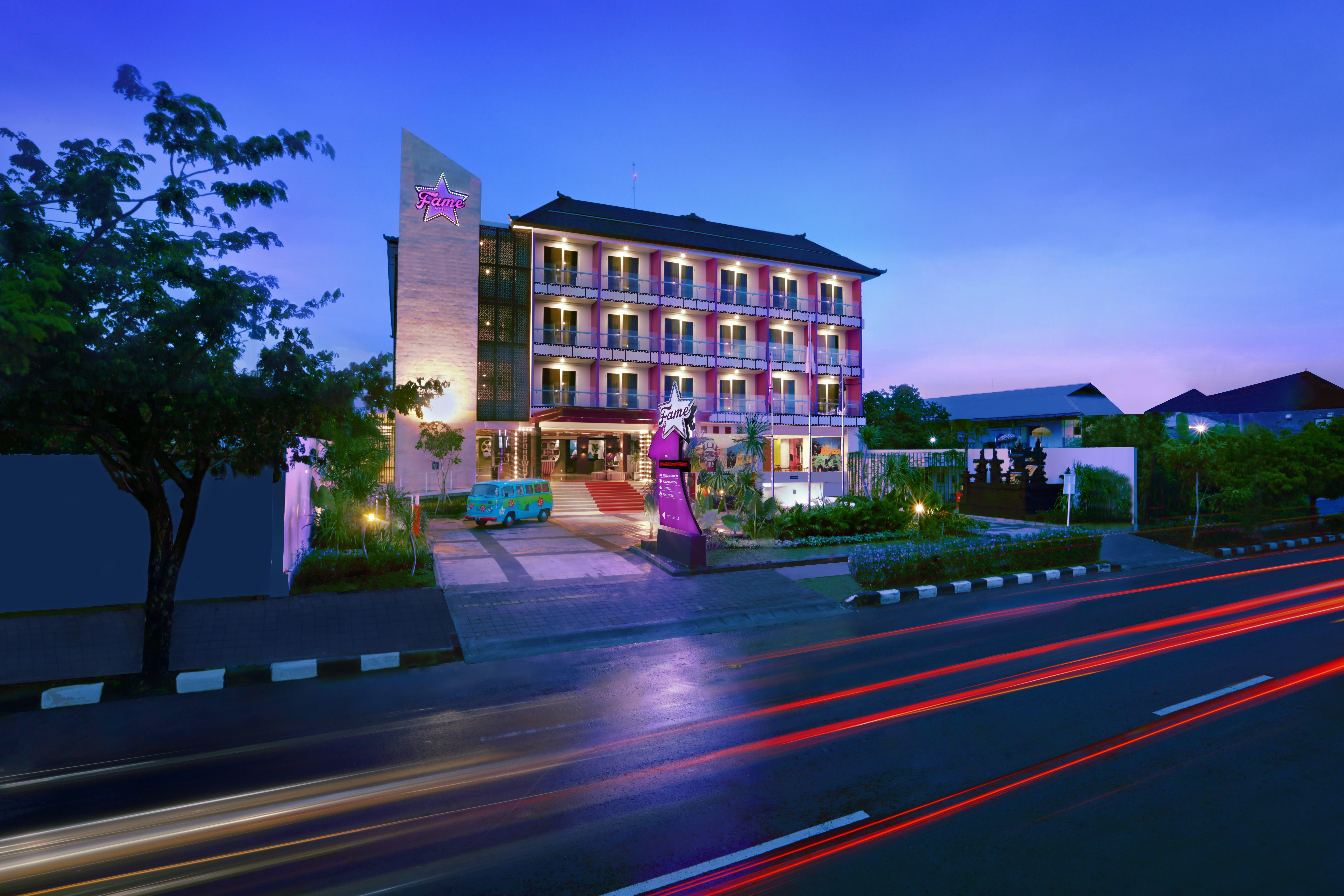 Fame Hotel Sunset Road Kuta Lombok Exteriör bild